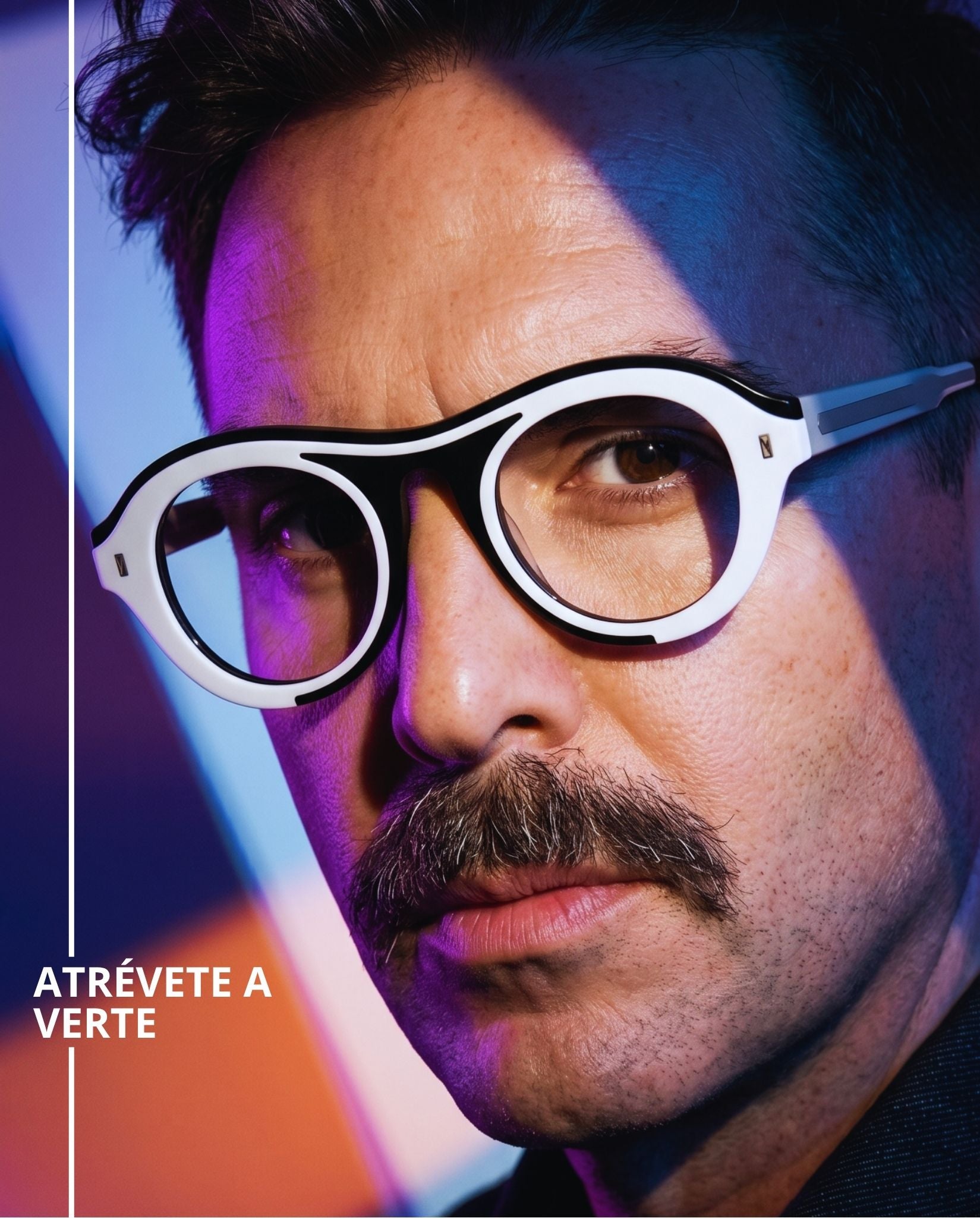 OCULUS. Lente de pasta negra. Lente redondo. Lente con filtro luz azul. Lente personalizado. Lentes para hombre. Lentes para computadora