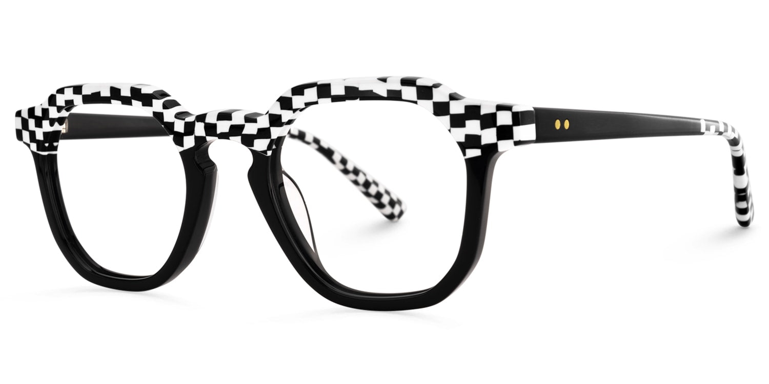 Lentes graduados cuadrados en acetato negro con patrón ajedrez blanco y negro en el frente y varillas. Diseño contemporáneo, llamativo y de inspiración gráfica para un estilo único.