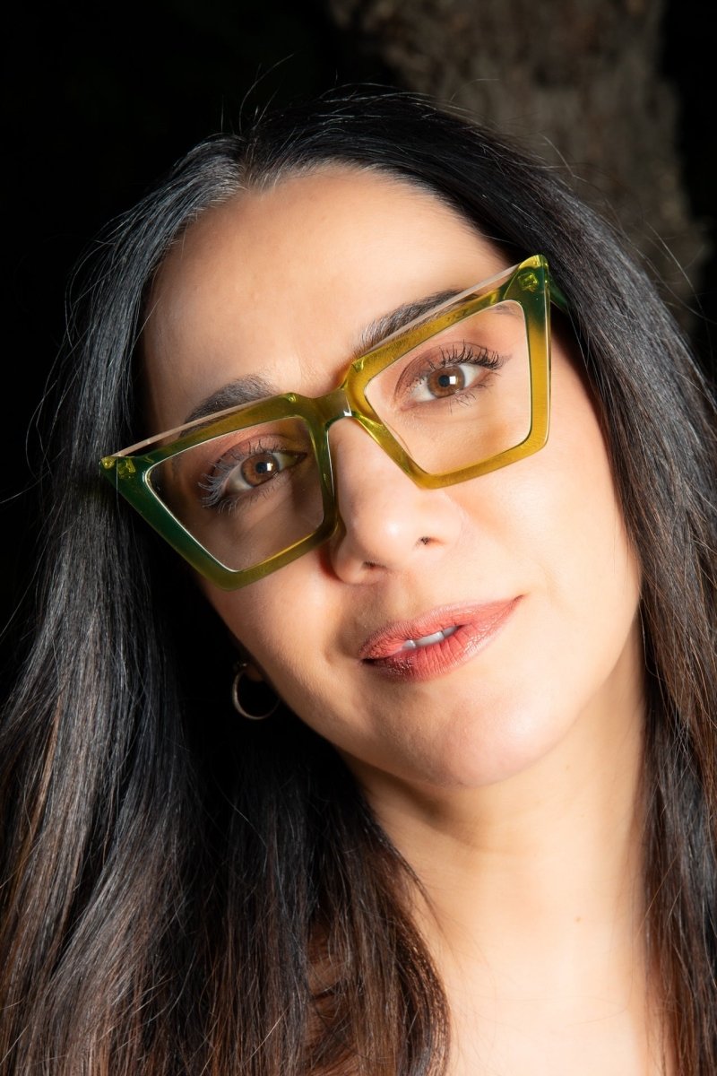 ELPHABA - ClaroOscuro Lentes y Armazones